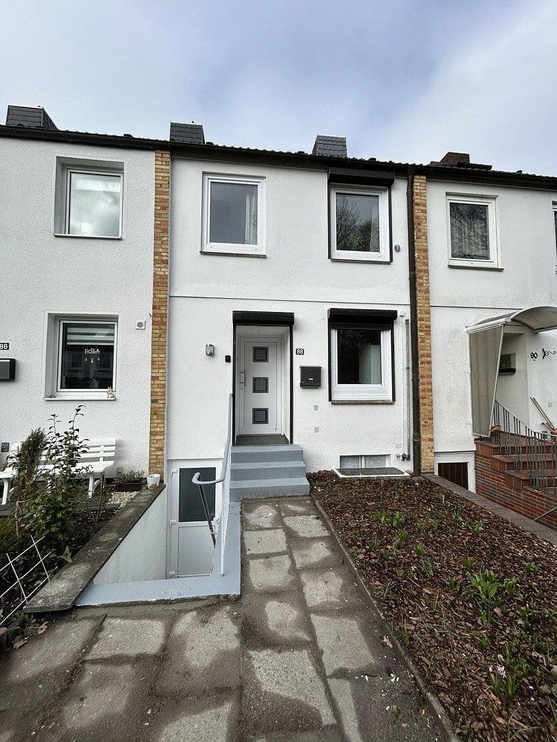 Prodej domu 87 m², pozemek 135 m², Hamburg, Hamburg Prodej domu 87 m², pozemek 135 m², Hamburg, Hamburg