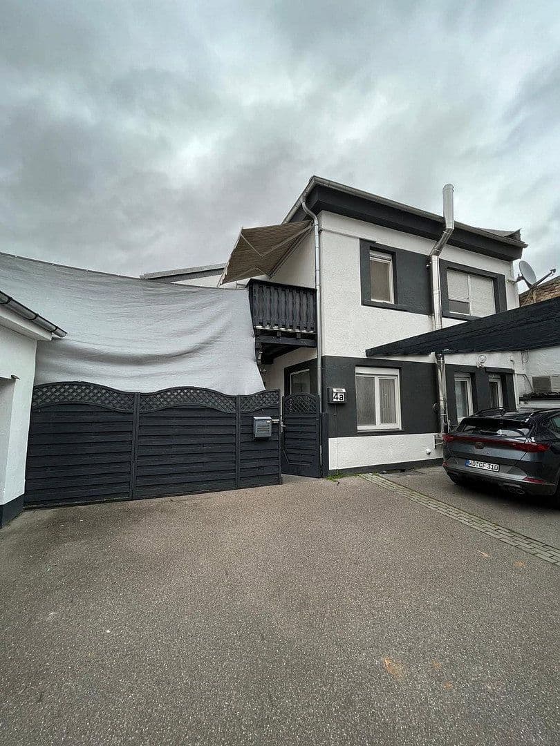 Pronájem domu 170 m², pozemek 225 m², Wielandstrasse 4a, Worms, Porýní-Falc Pronájem domu 170 m², pozemek 225 m², Wielandstrasse 4a, Worms, Porýní-Falc