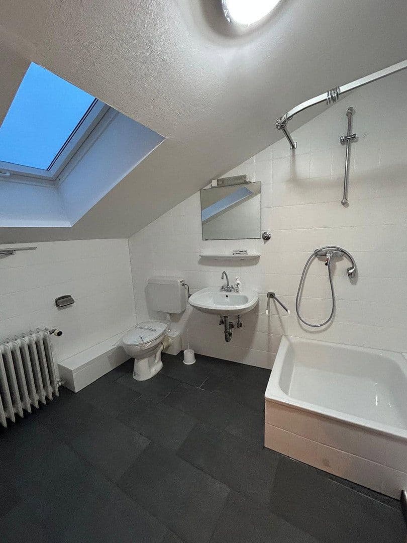 Pronájem domu 170 m², pozemek 225 m², Wielandstrasse 4a, Worms, Porýní-Falc Pronájem domu 170 m², pozemek 225 m², Wielandstrasse 4a, Worms, Porýní-Falc