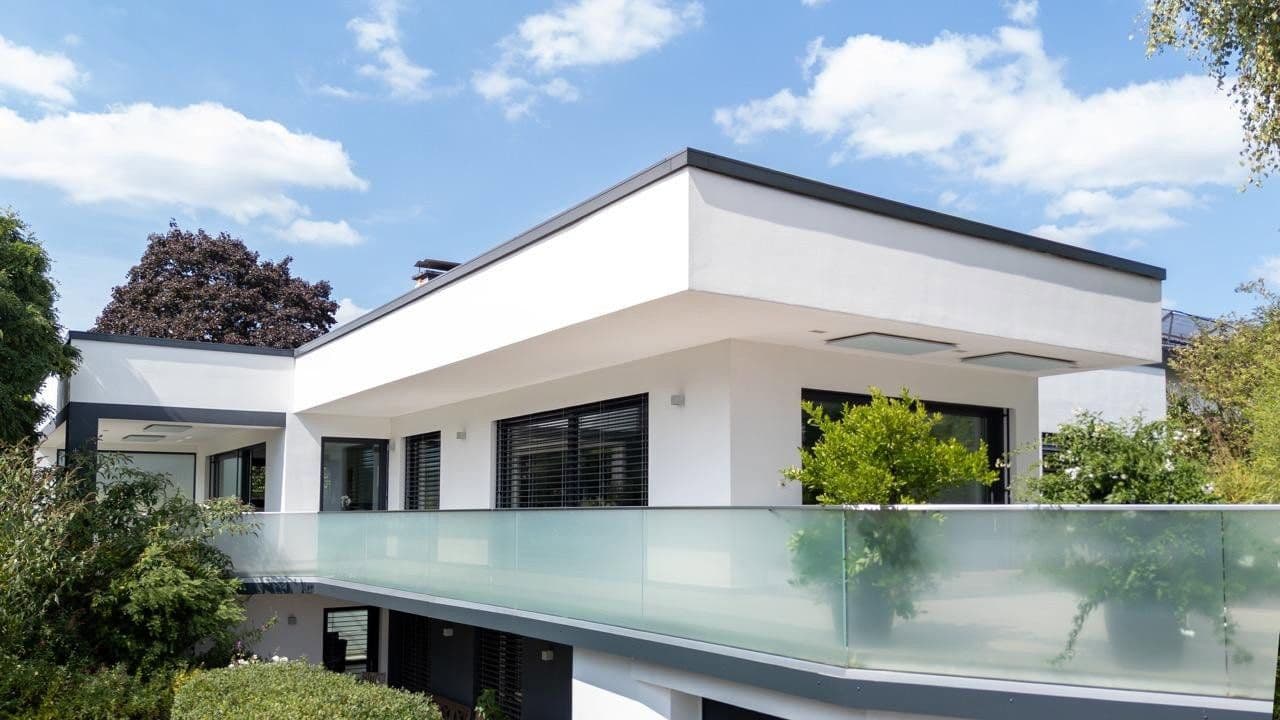 Prodej domu 300 m², pozemek 700 m², Kelkheim (Taunus), Hessen Prodej domu 300 m², pozemek 700 m², Kelkheim (Taunus), Hessen