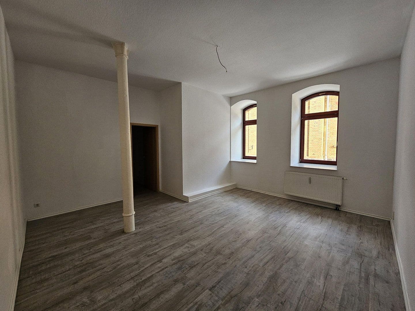 Pronájem bytu 4+1 135 m², Kitscherstr, 10, Křemeničov, Sasko Pronájem bytu 4+1 135 m², Kitscherstr, 10, Křemeničov, Sasko