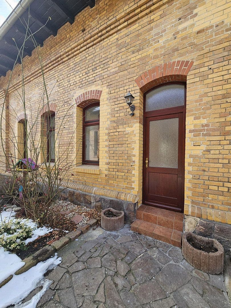 Pronájem bytu 4+1 135 m², Kitscherstr, 10, Křemeničov, Sasko Pronájem bytu 4+1 135 m², Kitscherstr, 10, Křemeničov, Sasko