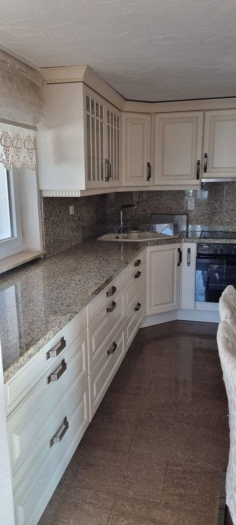 Prodej domu 190 m², pozemek 322 m², Reichenbach an der Fils, Bádensko-Württembersko Prodej domu 190 m², pozemek 322 m², Reichenbach an der Fils, Bádensko-Württembersko