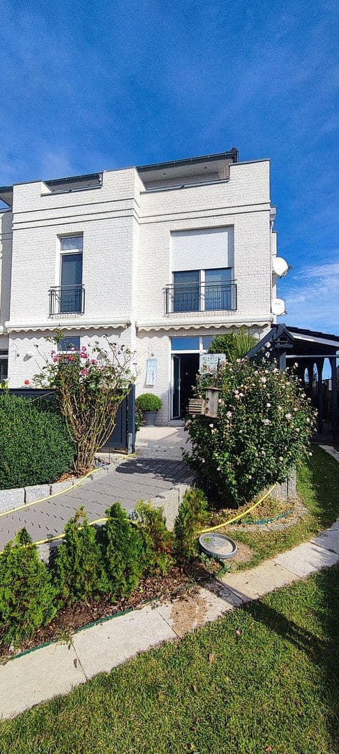 Prodej domu 340 m², pozemek 1.040 m², Schönberg (Holstein), Šlesvicko-Holštýnsko Prodej domu 340 m², pozemek 1.040 m², Schönberg (Holstein), Šlesvicko-Holštýnsko