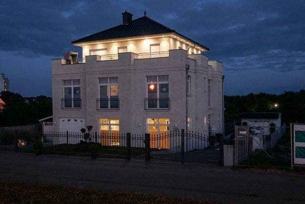 Prodej domu 340 m², pozemek 1.040 m², Schönberg (Holstein), Šlesvicko-Holštýnsko Prodej domu 340 m², pozemek 1.040 m², Schönberg (Holstein), Šlesvicko-Holštýnsko