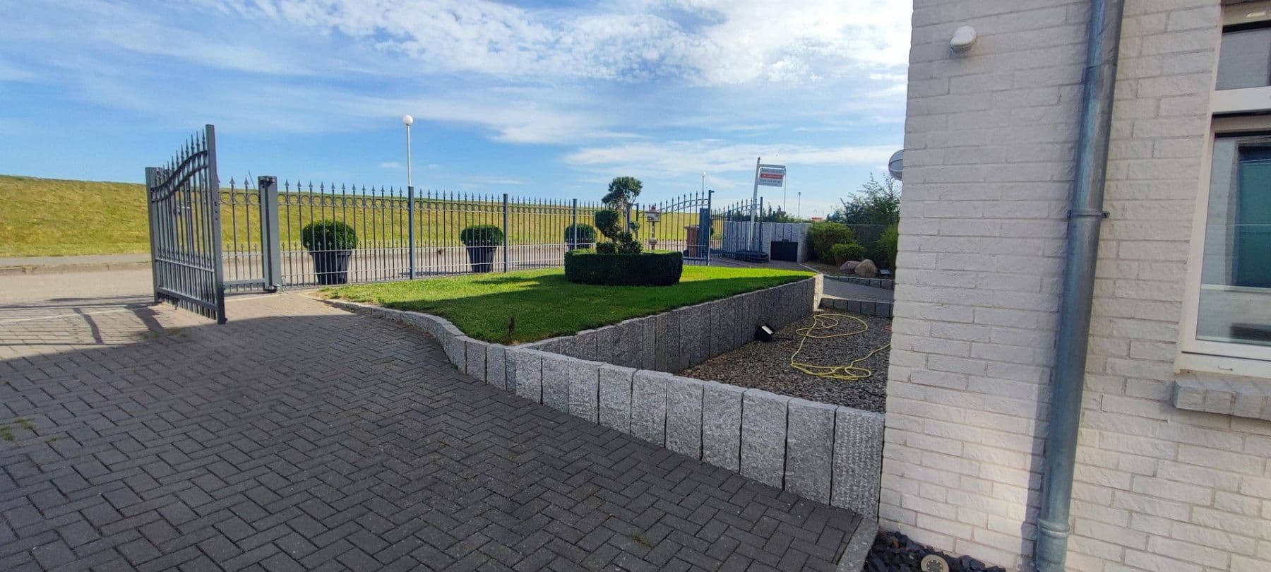 Prodej domu 340 m², pozemek 1.040 m², Schönberg (Holstein), Šlesvicko-Holštýnsko Prodej domu 340 m², pozemek 1.040 m², Schönberg (Holstein), Šlesvicko-Holštýnsko