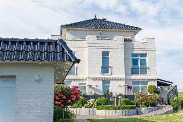 Prodej domu 340 m², pozemek 1.040 m², Schönberg (Holstein), Šlesvicko-Holštýnsko Prodej domu 340 m², pozemek 1.040 m², Schönberg (Holstein), Šlesvicko-Holštýnsko