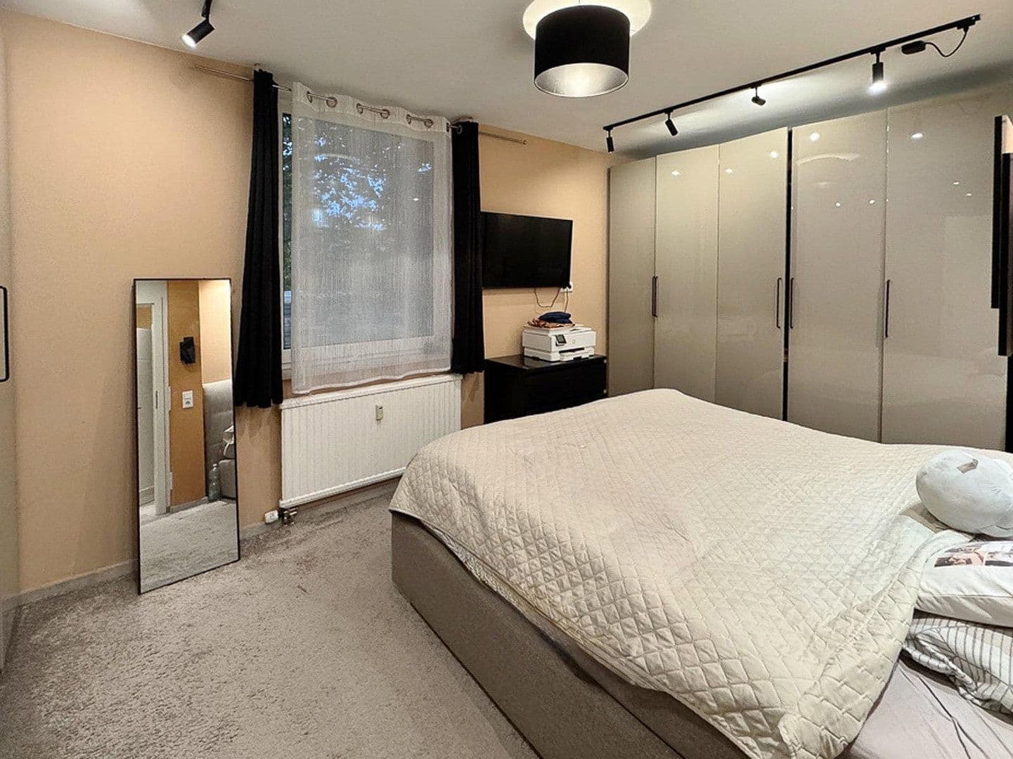 Prodej bytu 2+1 64 m², Friedrichstraße 55, Köln, Severní Porýní-Vestfálsko Prodej bytu 2+1 64 m², Friedrichstraße 55, Köln, Severní Porýní-Vestfálsko