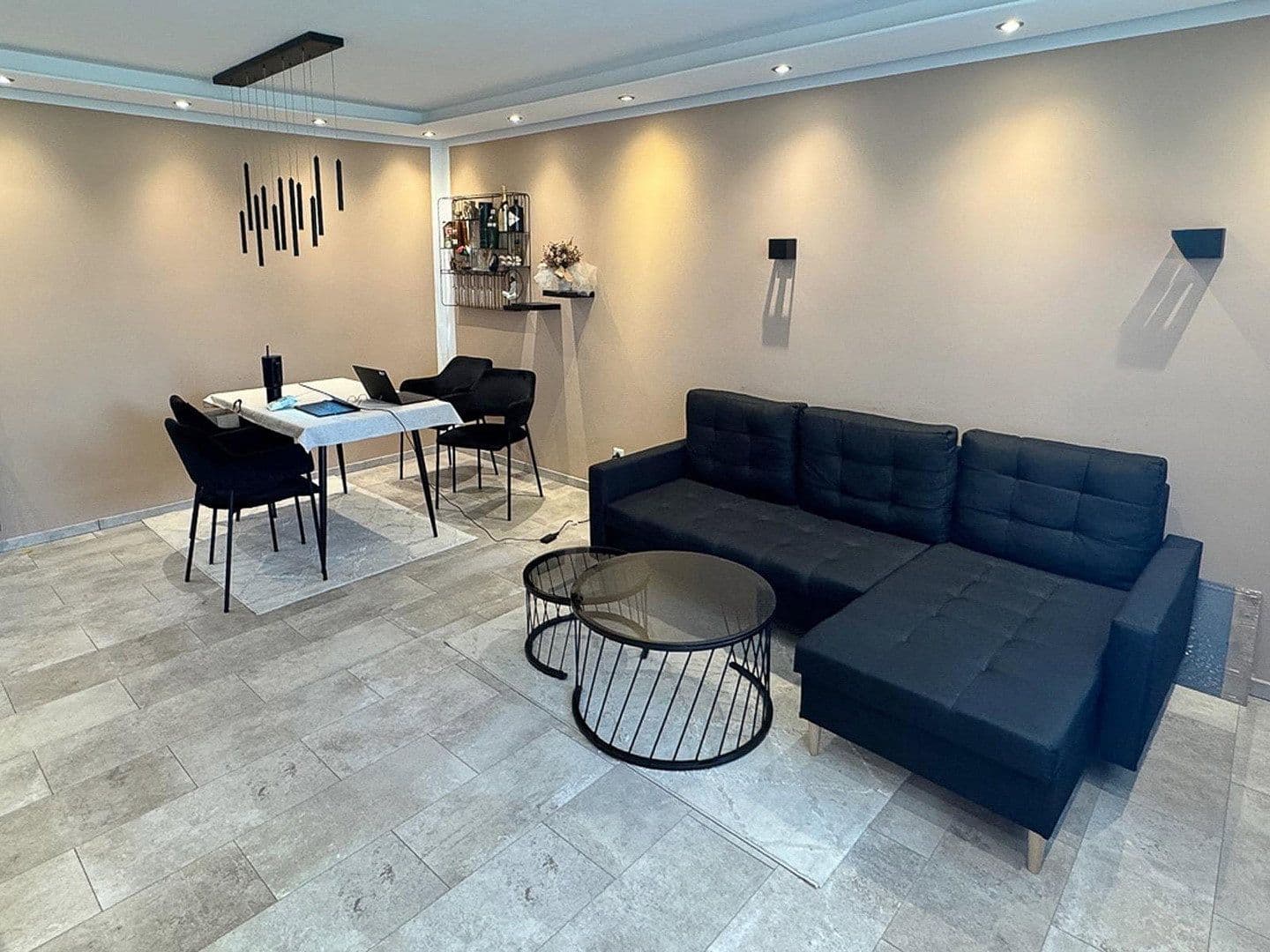 Prodej bytu 2+1 64 m², Friedrichstraße 55, Köln, Severní Porýní-Vestfálsko Prodej bytu 2+1 64 m², Friedrichstraße 55, Köln, Severní Porýní-Vestfálsko