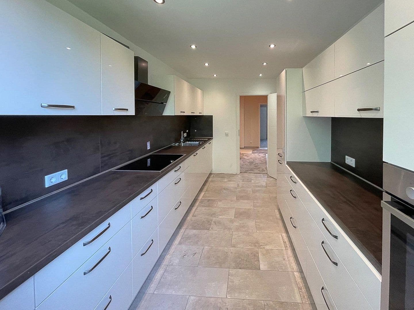 Prodej bytu 2+1 64 m², Friedrichstraße 55, Köln, Severní Porýní-Vestfálsko Prodej bytu 2+1 64 m², Friedrichstraße 55, Köln, Severní Porýní-Vestfálsko