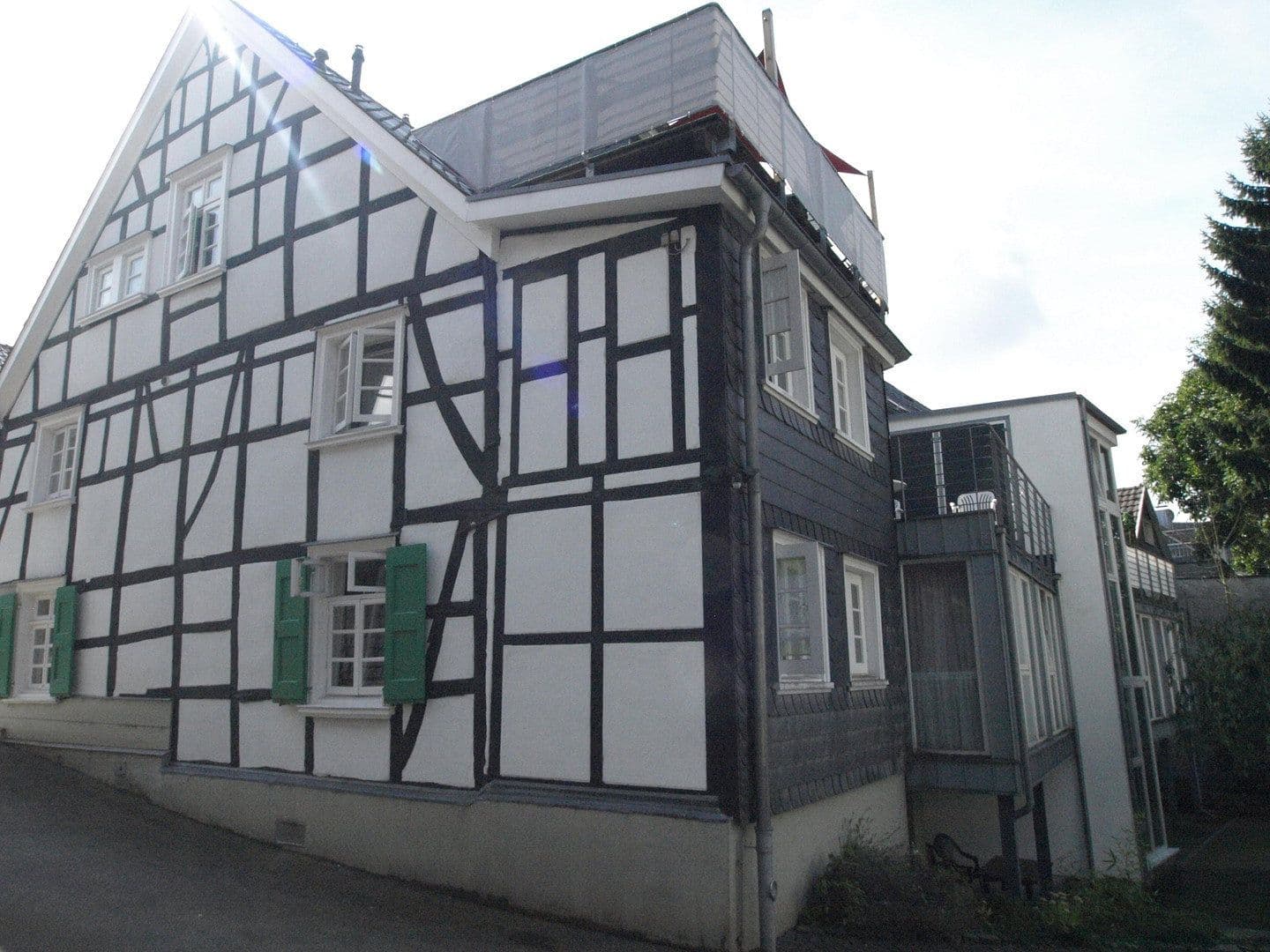 Prodej bytu 5+1 132 m², Remscheid Lüttringhausen, Severní Porýní-Vestfálsko Prodej bytu 5+1 132 m², Remscheid Lüttringhausen, Severní Porýní-Vestfálsko