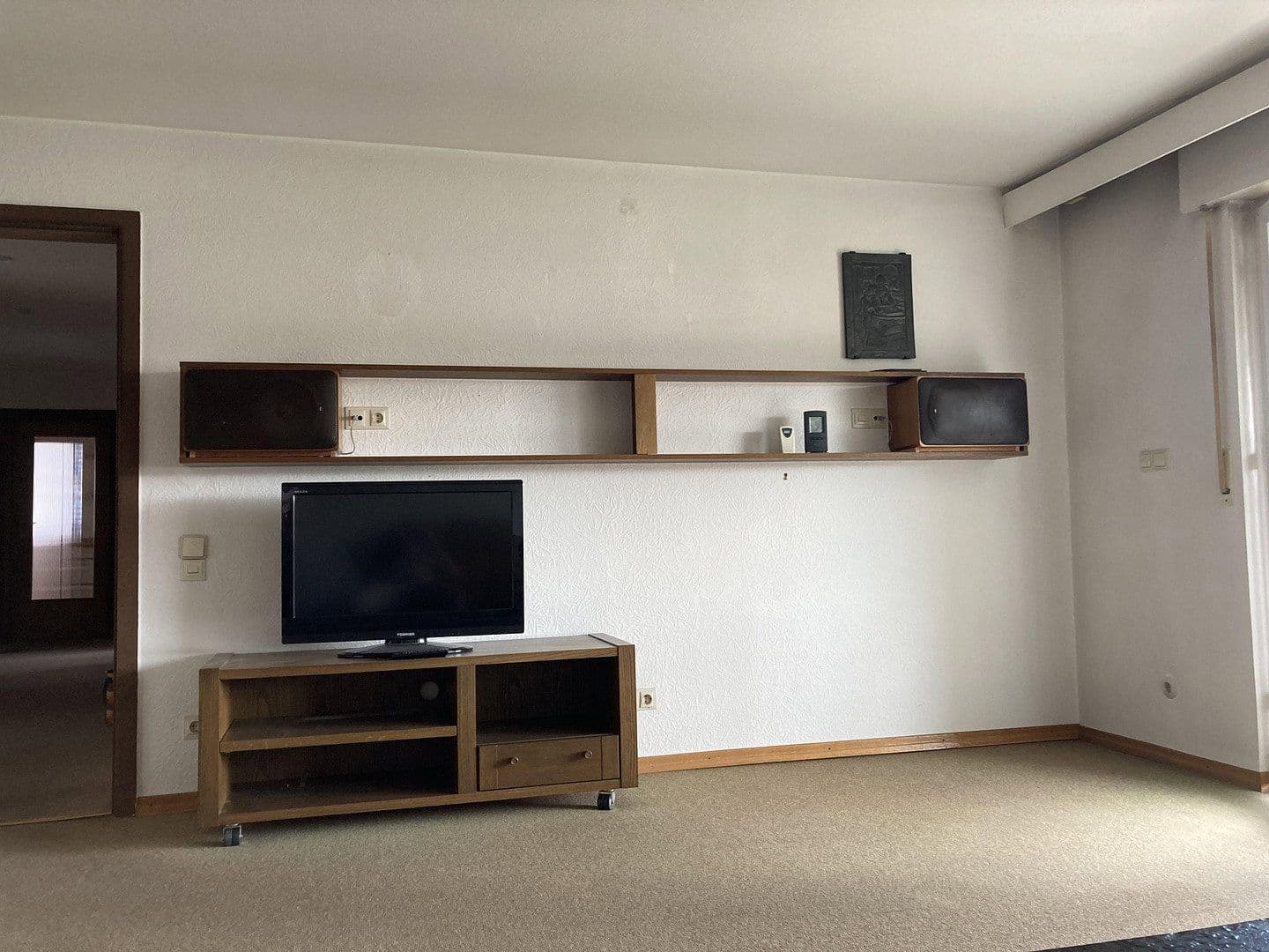 Prodej domu 196 m², pozemek 600 m², Erkenbrechtsweiler, Bádensko-Württembersko Prodej domu 196 m², pozemek 600 m², Erkenbrechtsweiler, Bádensko-Württembersko