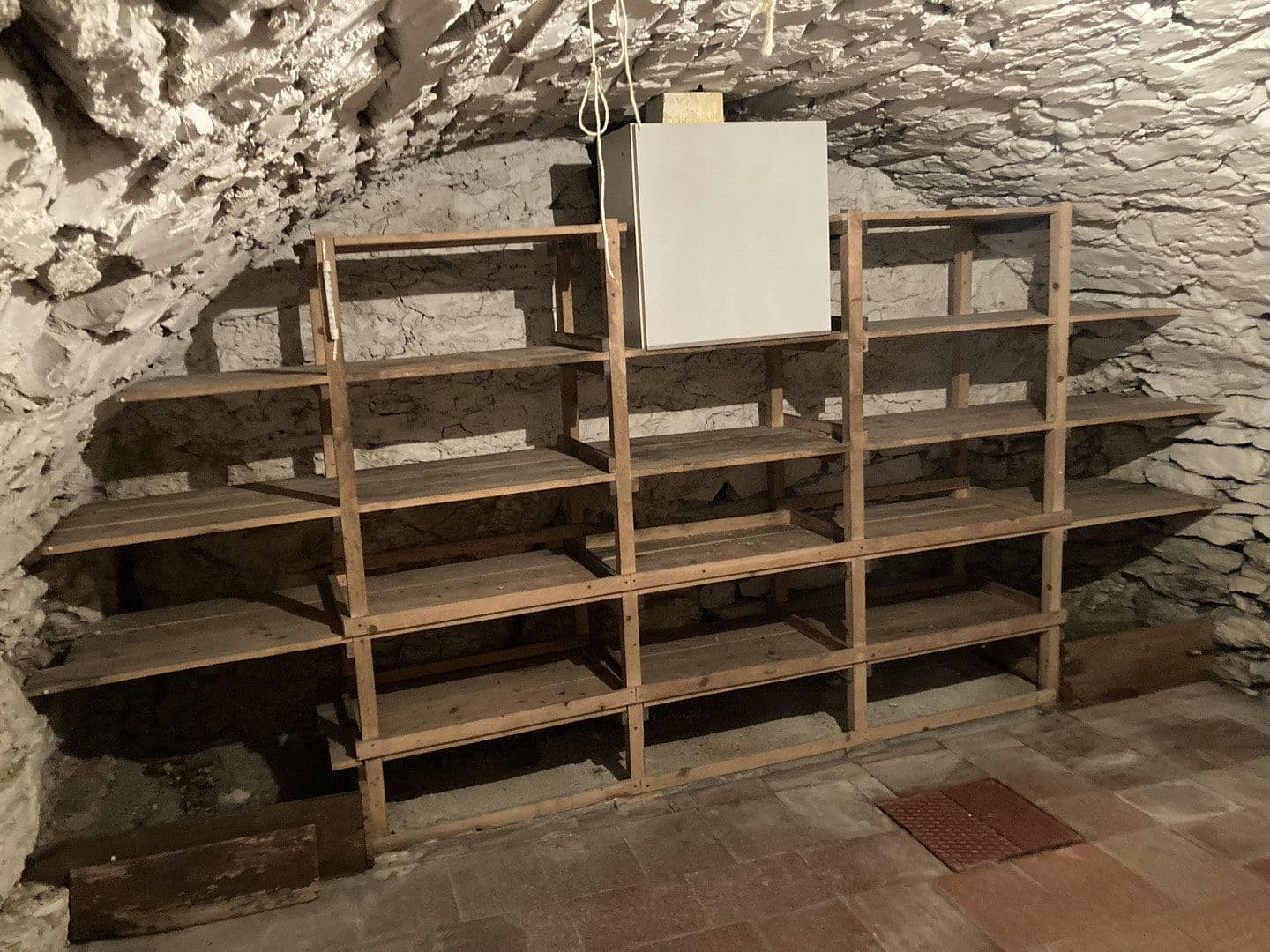 Prodej domu 196 m², pozemek 600 m², Erkenbrechtsweiler, Bádensko-Württembersko Prodej domu 196 m², pozemek 600 m², Erkenbrechtsweiler, Bádensko-Württembersko