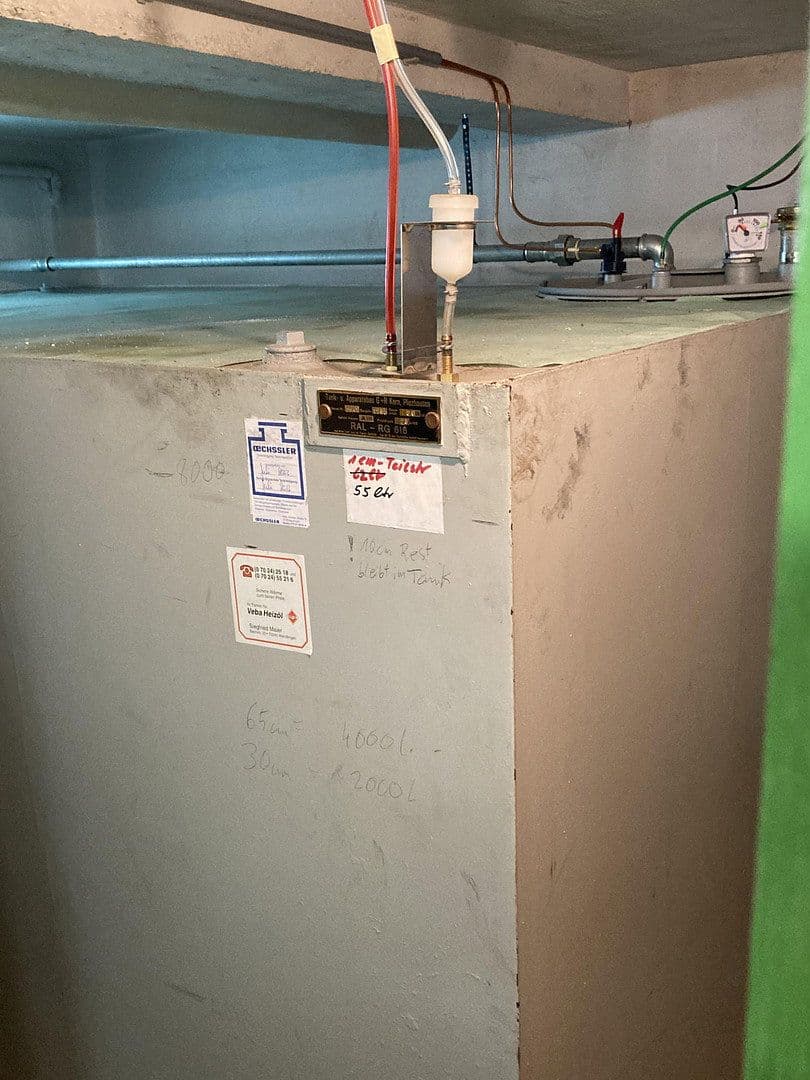 Prodej domu 196 m², pozemek 600 m², Erkenbrechtsweiler, Bádensko-Württembersko Prodej domu 196 m², pozemek 600 m², Erkenbrechtsweiler, Bádensko-Württembersko