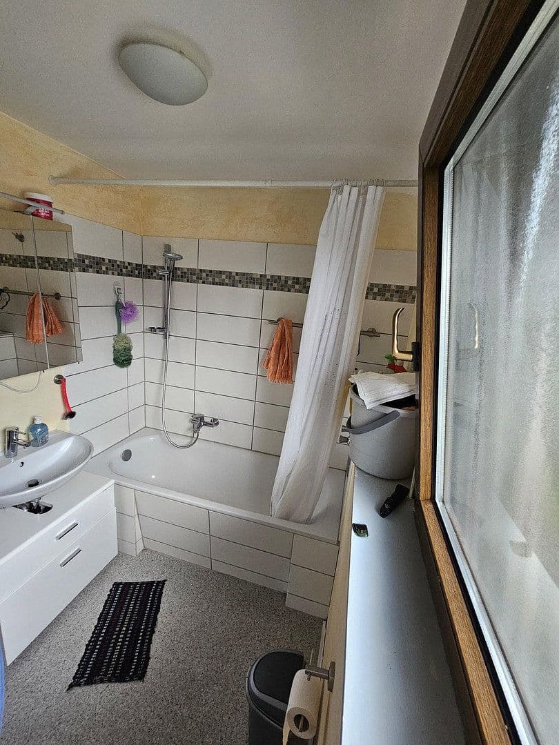 Prodej domu 165 m², pozemek 485 m², Karlsruhe, Bádensko-Württembersko Prodej domu 165 m², pozemek 485 m², Karlsruhe, Bádensko-Württembersko