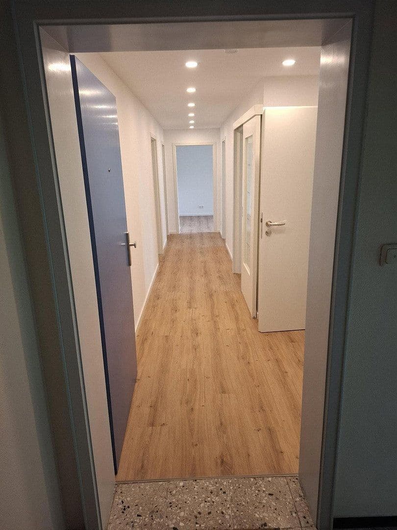 Prodej bytu 4+1 92 m², Unterhaching, Bavorsko Prodej bytu 4+1 92 m², Unterhaching, Bavorsko