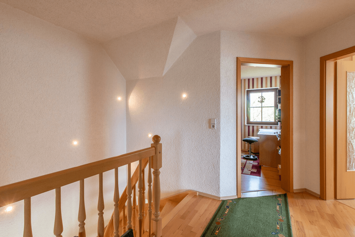 Prodej domu 329 m², pozemek 2.867 m², St. Egidien, Sasko Prodej domu 329 m², pozemek 2.867 m², St. Egidien, Sasko