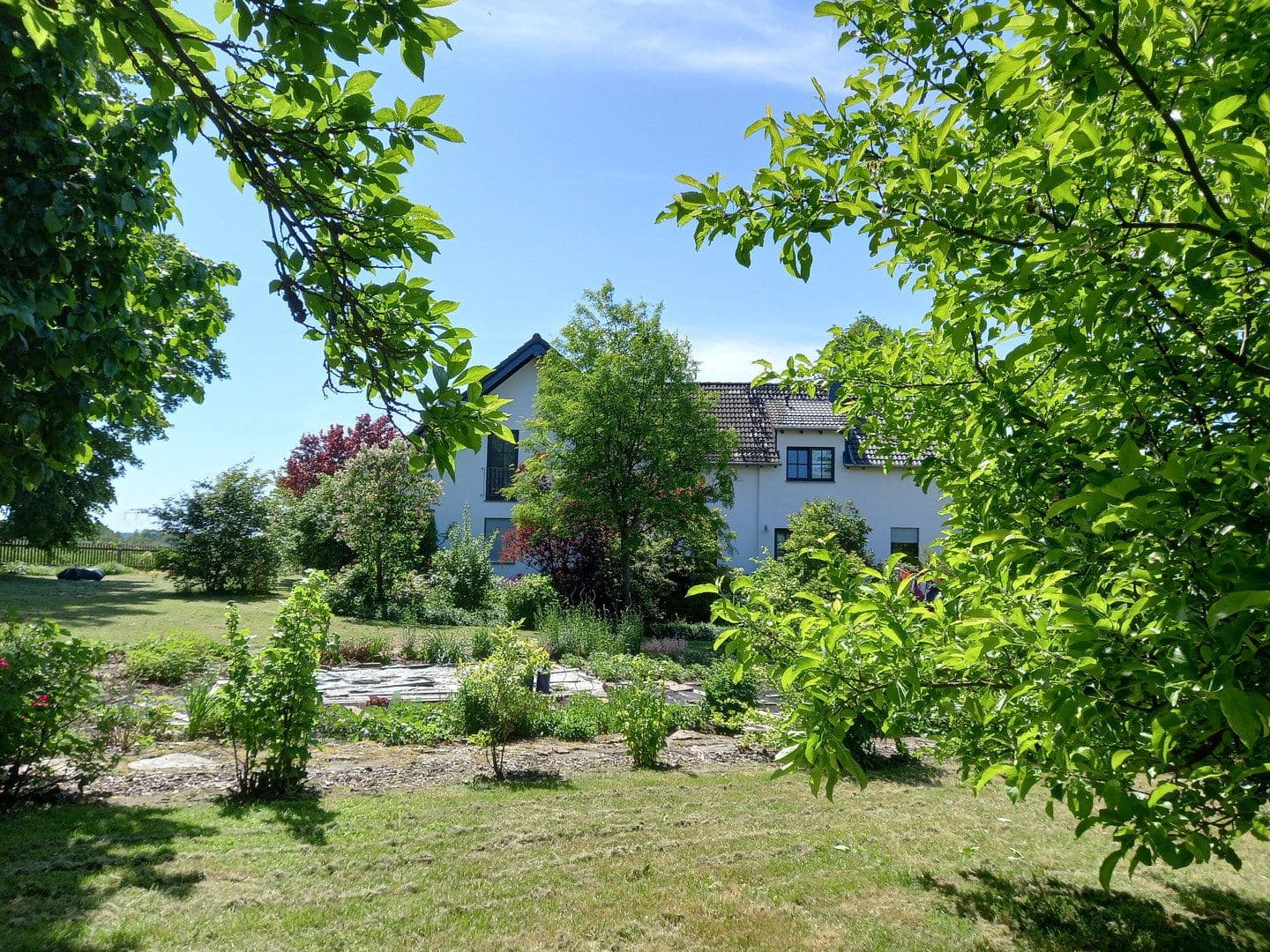 Prodej domu 329 m², pozemek 2.867 m², St. Egidien, Sasko Prodej domu 329 m², pozemek 2.867 m², St. Egidien, Sasko