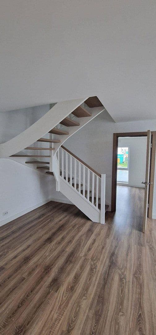 Prodej domu 150 m², pozemek 420 m², steinbergskamp 1A und 1B, Basdahl, Dolní Sasko Prodej domu 150 m², pozemek 420 m², steinbergskamp 1A und 1B, Basdahl, Dolní Sasko