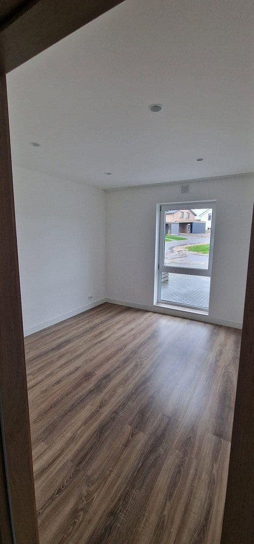 Prodej domu 150 m², pozemek 420 m², steinbergskamp 1A und 1B, Basdahl, Dolní Sasko Prodej domu 150 m², pozemek 420 m², steinbergskamp 1A und 1B, Basdahl, Dolní Sasko