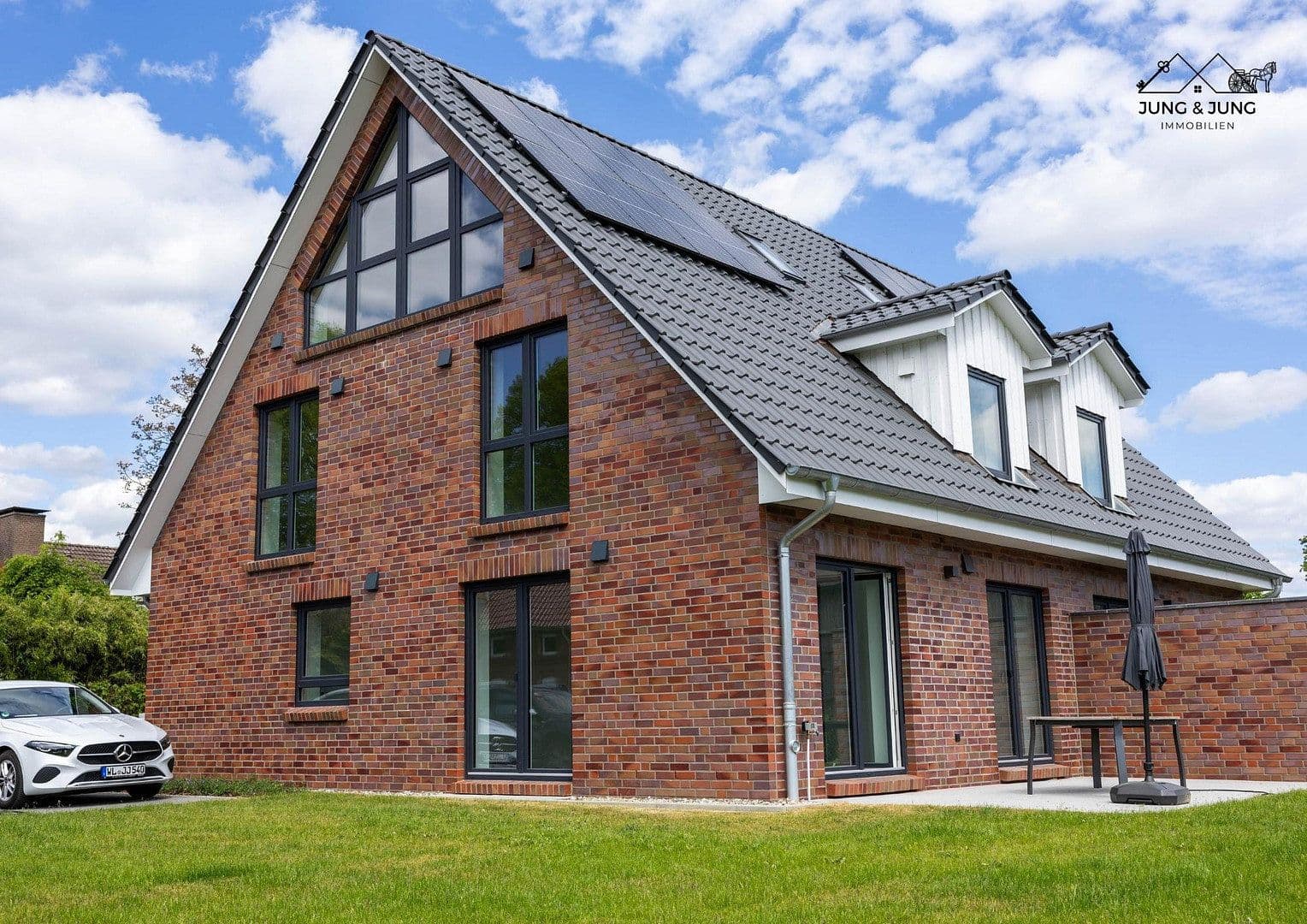 Prodej domu 125 m², pozemek 370 m², Hohenhorn, Šlesvicko-Holštýnsko Prodej domu 125 m², pozemek 370 m², Hohenhorn, Šlesvicko-Holštýnsko