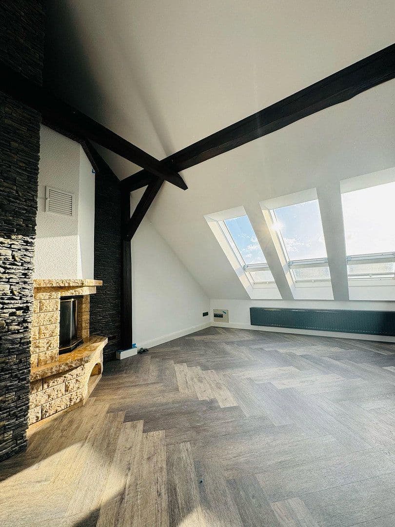 Pronájem bytu 4+1 130 m², Hüfnerstr. 10, Cottbus, Braniborsko Pronájem bytu 4+1 130 m², Hüfnerstr. 10, Cottbus, Braniborsko