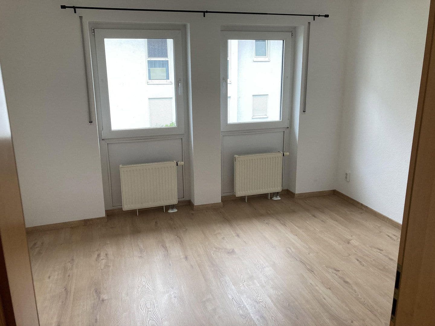 Pronájem bytu 2+1 53 m², Feldstr. 1c, Gerstungen, Durynsko Pronájem bytu 2+1 53 m², Feldstr. 1c, Gerstungen, Durynsko