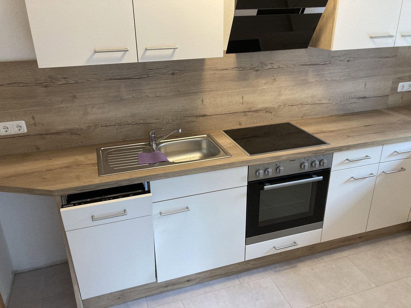 Pronájem bytu 2+1 53 m², Feldstr. 1c, Gerstungen, Durynsko Pronájem bytu 2+1 53 m², Feldstr. 1c, Gerstungen, Durynsko