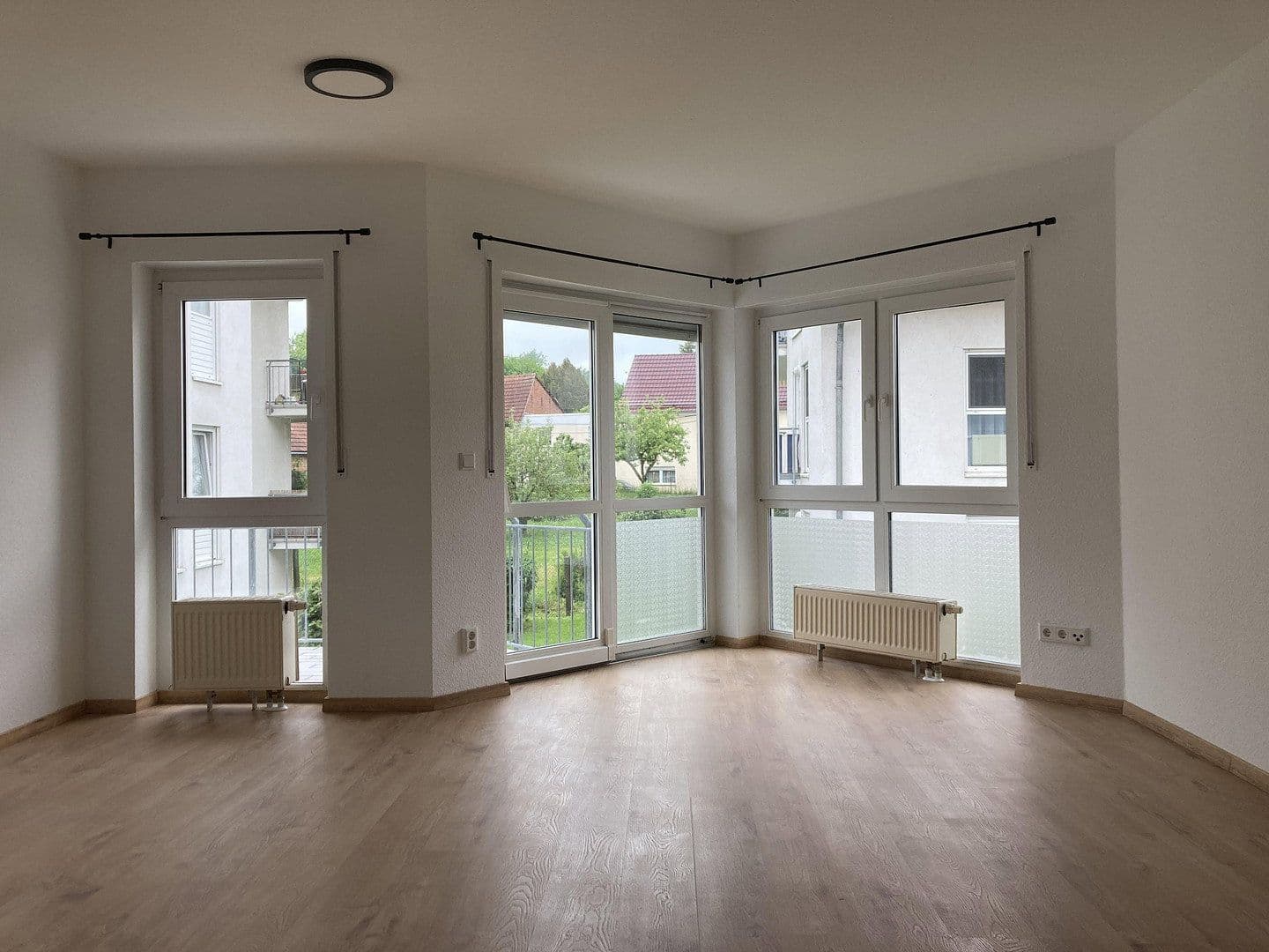 Pronájem bytu 2+1 53 m², Feldstr. 1c, Gerstungen, Durynsko Pronájem bytu 2+1 53 m², Feldstr. 1c, Gerstungen, Durynsko