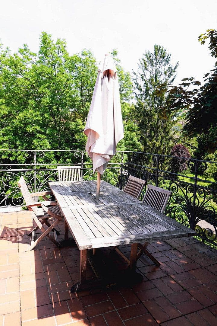 Pronájem kanceláře 20 m², Stuttgart, Bádensko-Württembersko Pronájem kanceláře 20 m², Stuttgart, Bádensko-Württembersko