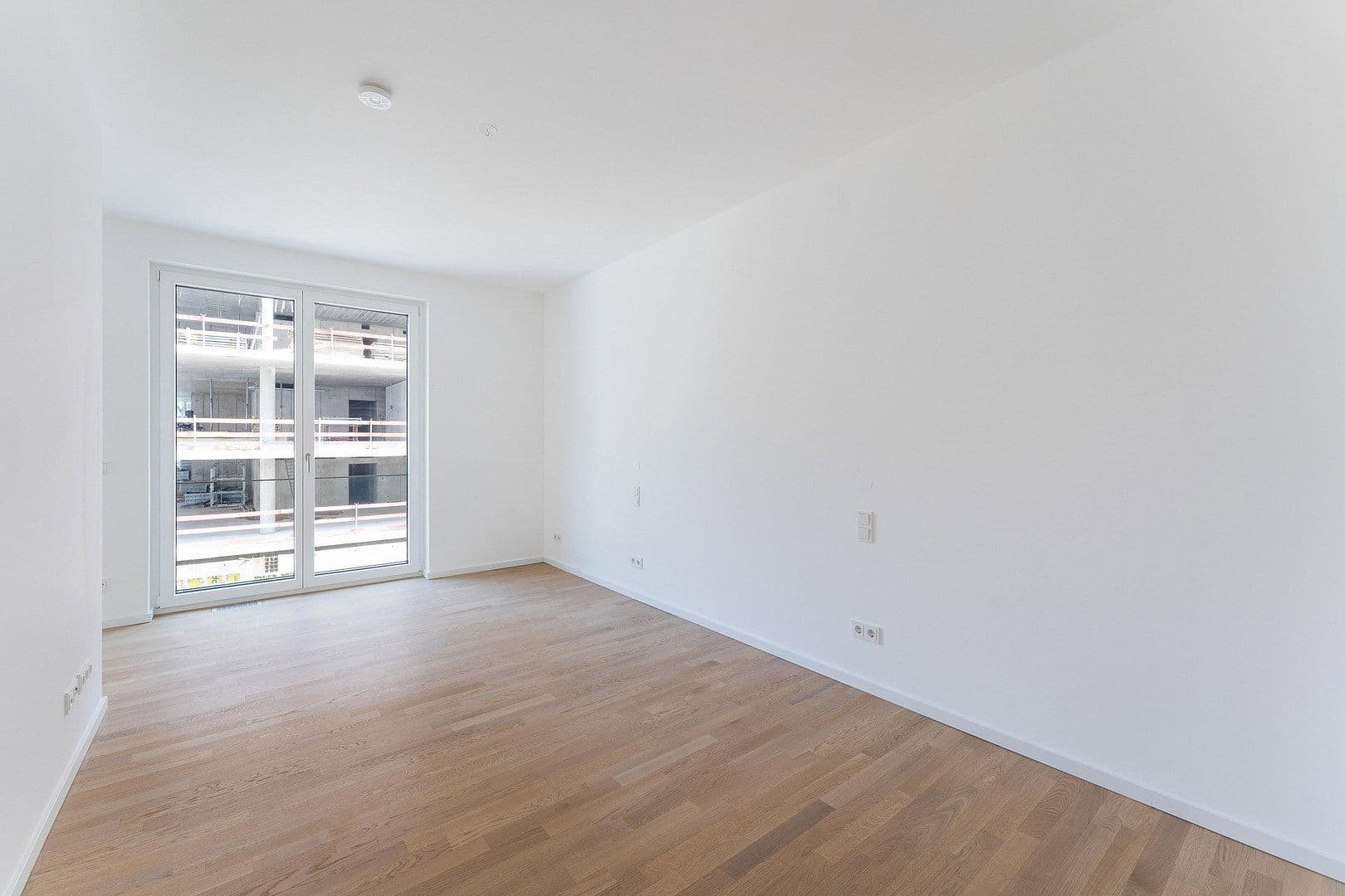 Pronájem bytu 2+1 62 m², Mühlenstraße 20, Berlin, Berlín Pronájem bytu 2+1 62 m², Mühlenstraße 20, Berlin, Berlín