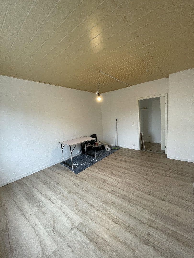 Pronájem bytu 2+kk 70 m², Landstraße 47, Barsinghausen, Dolní Sasko Pronájem bytu 2+kk 70 m², Landstraße 47, Barsinghausen, Dolní Sasko