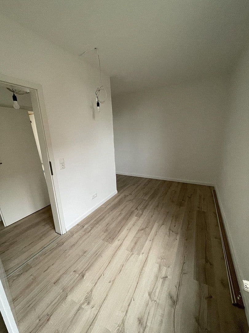 Pronájem bytu 2+kk 70 m², Landstraße 47, Barsinghausen, Dolní Sasko Pronájem bytu 2+kk 70 m², Landstraße 47, Barsinghausen, Dolní Sasko