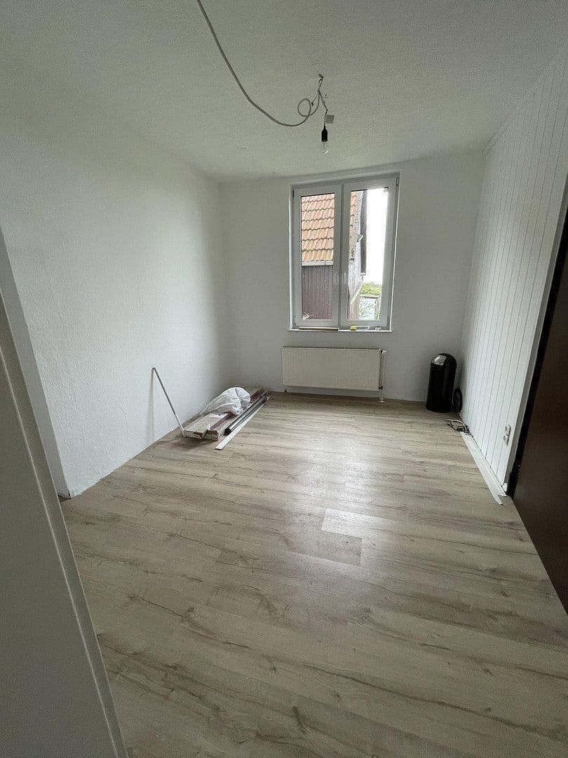 Pronájem bytu 2+kk 70 m², Landstraße 47, Barsinghausen, Dolní Sasko Pronájem bytu 2+kk 70 m², Landstraße 47, Barsinghausen, Dolní Sasko