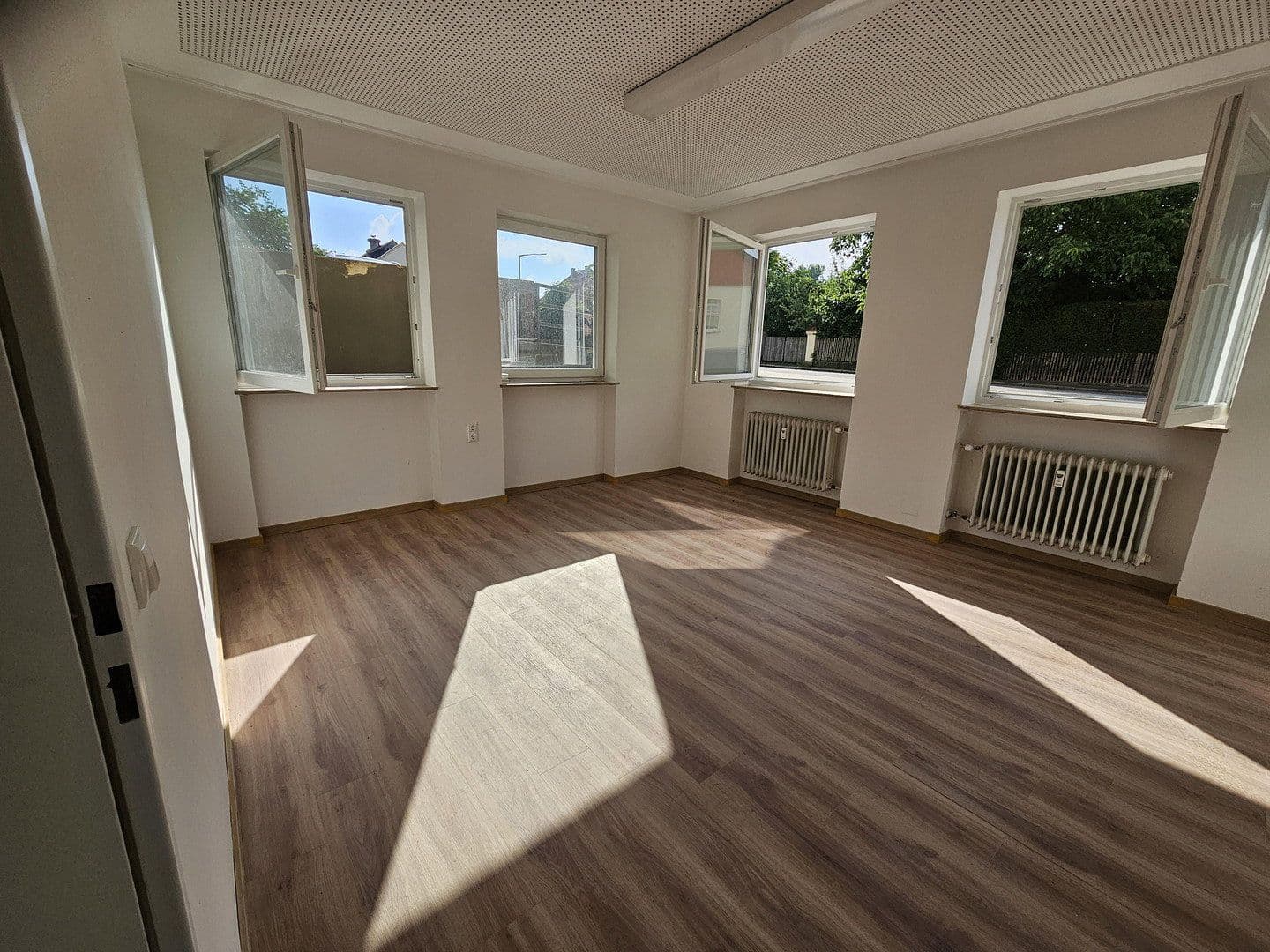 Pronájem bytu 1+1 31 m², Marienstraße 35, Furth im Wald, Bavorsko Pronájem bytu 1+1 31 m², Marienstraße 35, Furth im Wald, Bavorsko