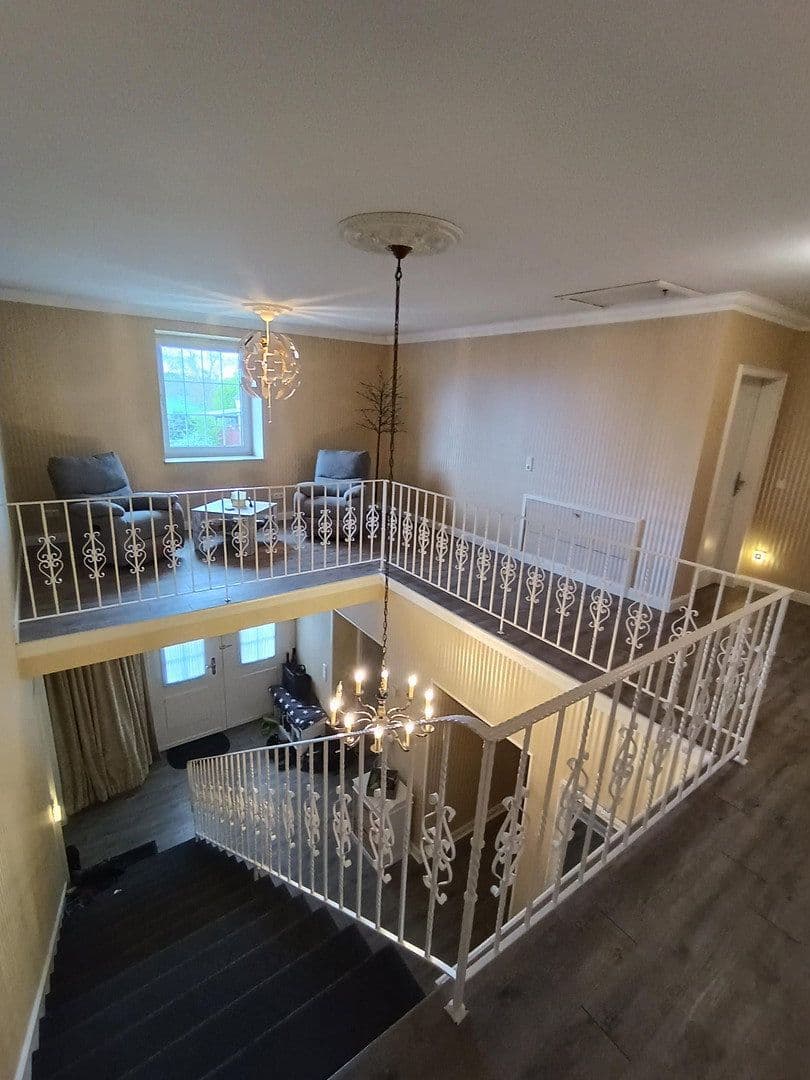 Prodej domu 356 m², pozemek 1.039 m², Swisttal, Severní Porýní-Vestfálsko Prodej domu 356 m², pozemek 1.039 m², Swisttal, Severní Porýní-Vestfálsko