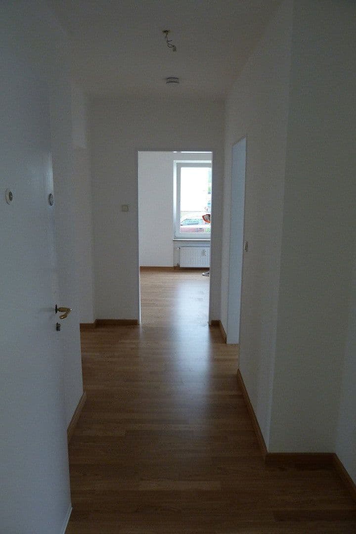 Prodej domu 283 m², pozemek 460 m², Münzenburgstraße 8, Oberursel (Taunus), Hessen Prodej domu 283 m², pozemek 460 m², Münzenburgstraße 8, Oberursel (Taunus), Hessen