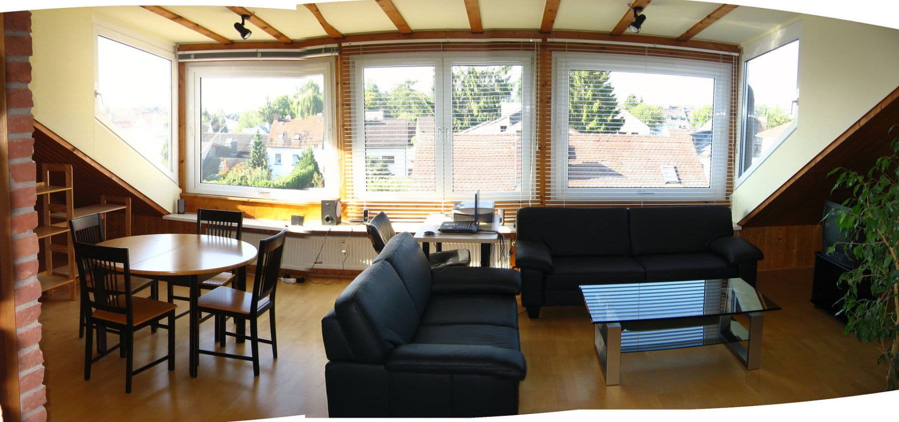 Prodej domu 283 m², pozemek 460 m², Münzenburgstraße 8, Oberursel (Taunus), Hessen Prodej domu 283 m², pozemek 460 m², Münzenburgstraße 8, Oberursel (Taunus), Hessen