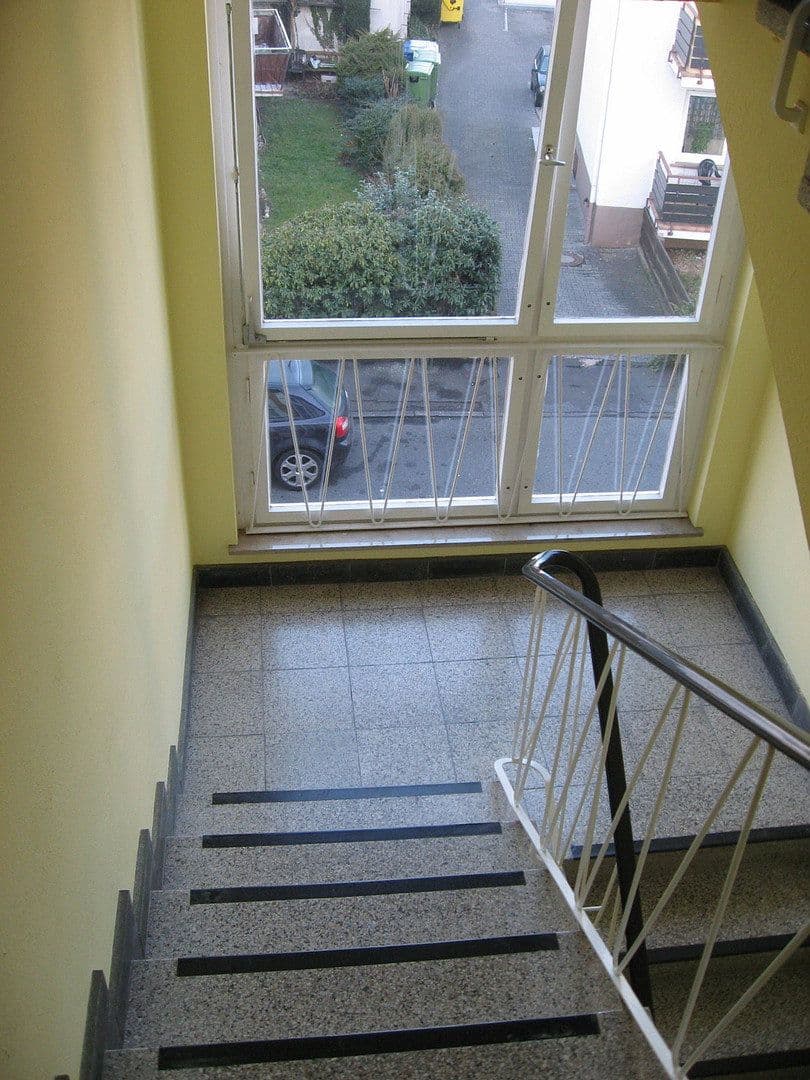 Prodej domu 283 m², pozemek 460 m², Münzenburgstraße 8, Oberursel (Taunus), Hessen Prodej domu 283 m², pozemek 460 m², Münzenburgstraße 8, Oberursel (Taunus), Hessen