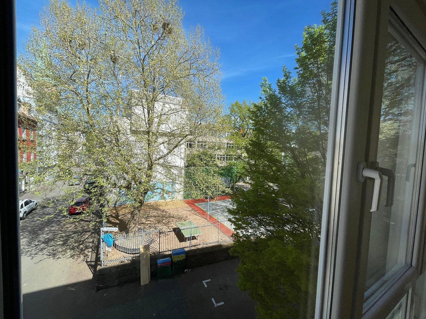 Pronájem bytu 3+1 90 m², St. Franziskus-Str. 9, Kaiserslautern, Porýní-Falc Pronájem bytu 3+1 90 m², St. Franziskus-Str. 9, Kaiserslautern, Porýní-Falc