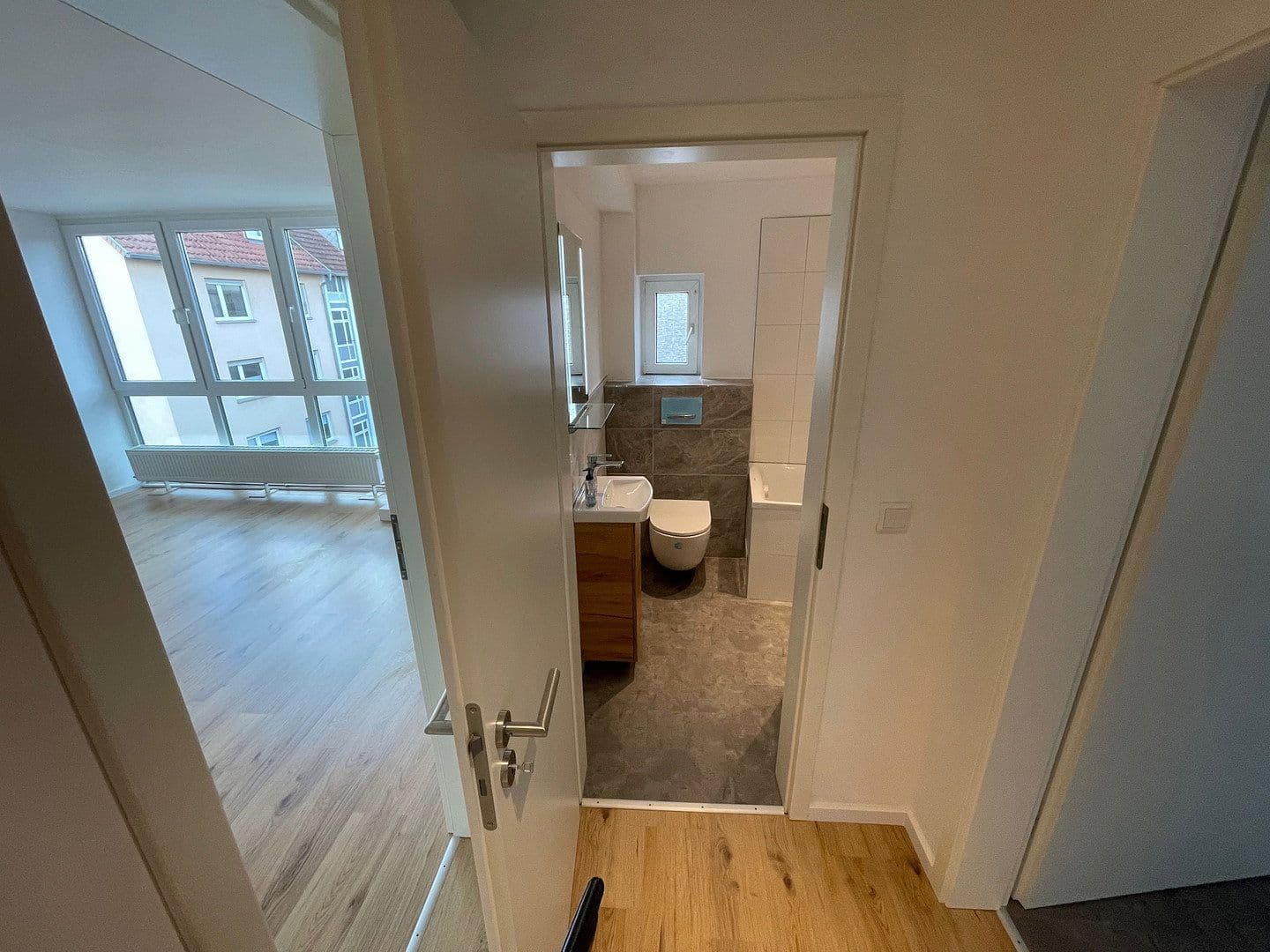 Pronájem bytu 3+1 90 m², St. Franziskus-Str. 9, Kaiserslautern, Porýní-Falc Pronájem bytu 3+1 90 m², St. Franziskus-Str. 9, Kaiserslautern, Porýní-Falc