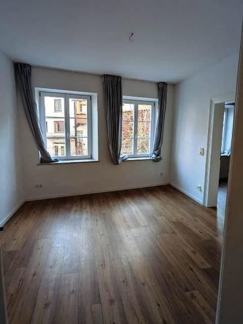 Pronájem bytu 3+1 78 m², Schirmgasse 272, Landshut, Bavorsko Pronájem bytu 3+1 78 m², Schirmgasse 272, Landshut, Bavorsko