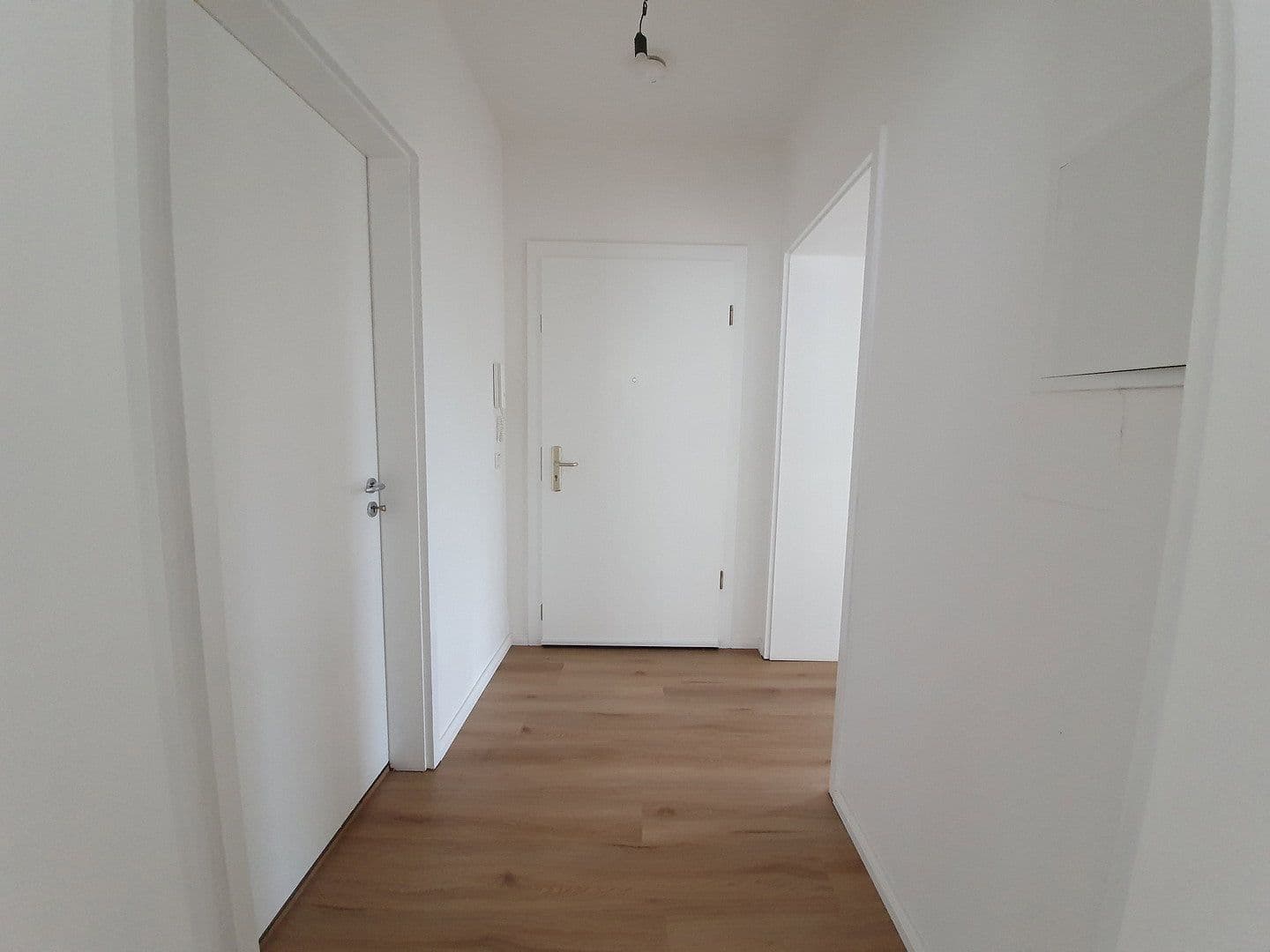 Pronájem bytu 2+kk 81 m², Lindenstraße 32, Velten, Braniborsko Pronájem bytu 2+kk 81 m², Lindenstraße 32, Velten, Braniborsko