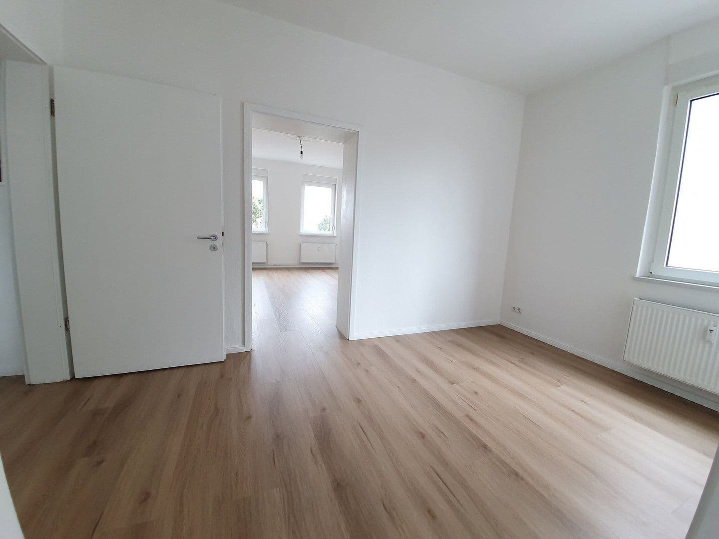 Pronájem bytu 2+kk 81 m², Lindenstraße 32, Velten, Braniborsko Pronájem bytu 2+kk 81 m², Lindenstraße 32, Velten, Braniborsko