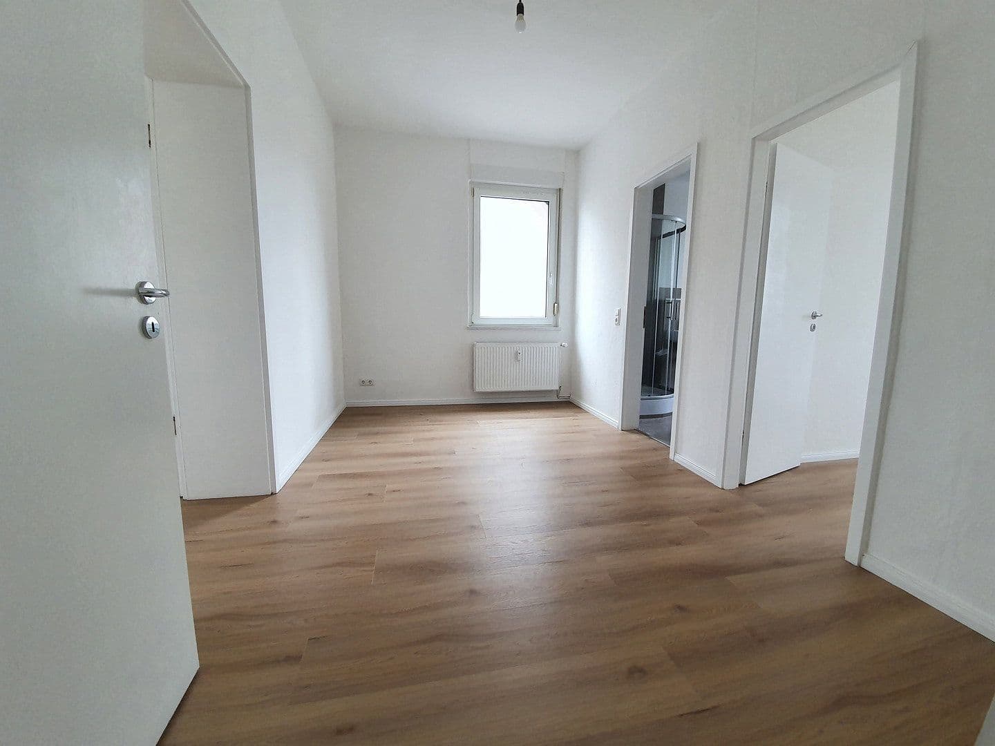 Pronájem bytu 2+kk 81 m², Lindenstraße 32, Velten, Braniborsko Pronájem bytu 2+kk 81 m², Lindenstraße 32, Velten, Braniborsko
