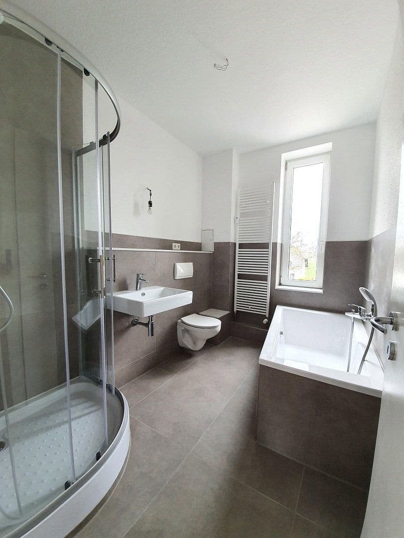 Pronájem bytu 2+kk 81 m², Lindenstraße 32, Velten, Braniborsko Pronájem bytu 2+kk 81 m², Lindenstraße 32, Velten, Braniborsko