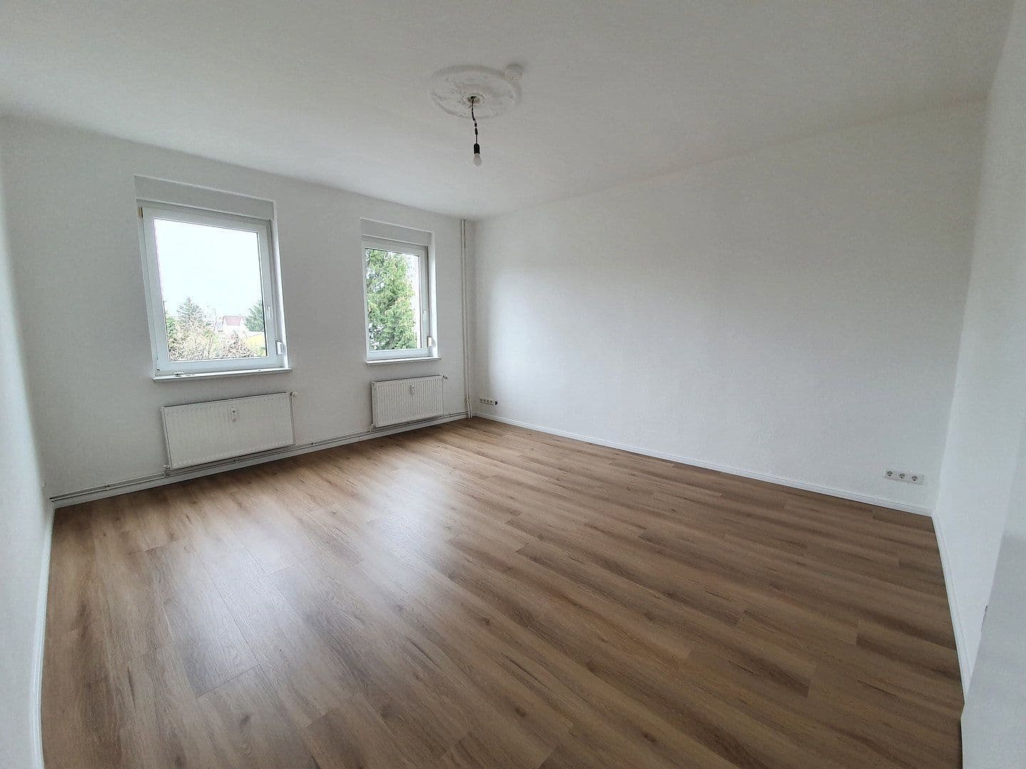 Pronájem bytu 2+kk 81 m², Lindenstraße 32, Velten, Braniborsko Pronájem bytu 2+kk 81 m², Lindenstraße 32, Velten, Braniborsko