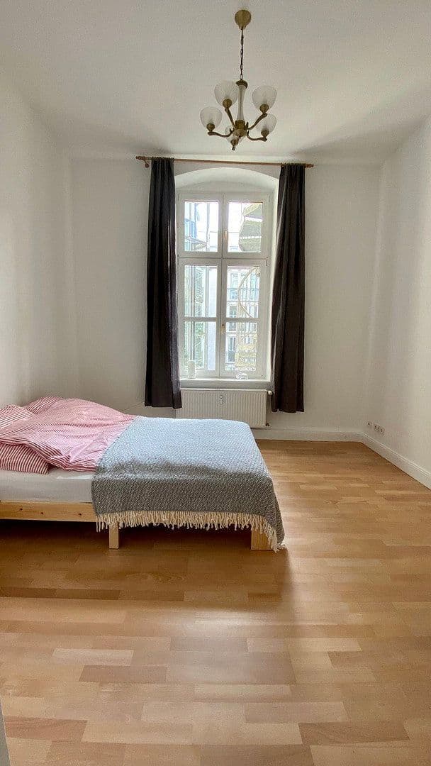 Pronájem bytu 3+1 116 m², Albrechtstraße, Berlin, Berlín Pronájem bytu 3+1 116 m², Albrechtstraße, Berlin, Berlín