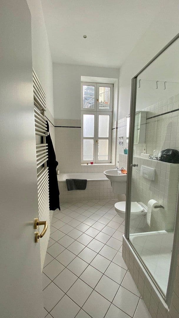 Pronájem bytu 3+1 116 m², Albrechtstraße, Berlin, Berlín Pronájem bytu 3+1 116 m², Albrechtstraße, Berlin, Berlín