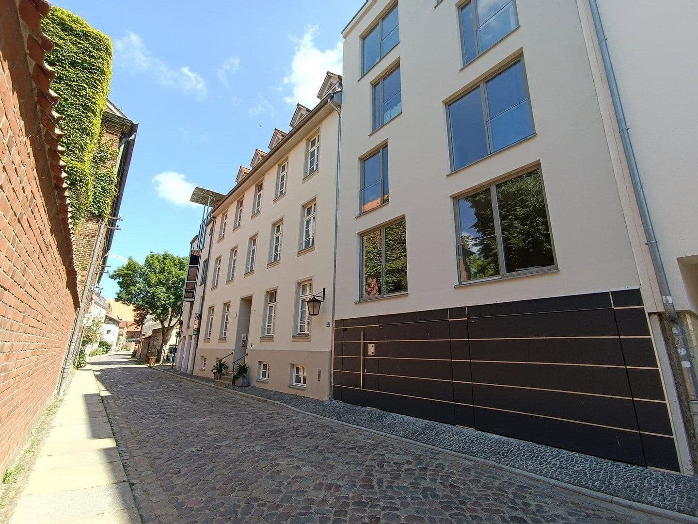 Pronájem bytu 3+1 118 m², Katharinenberg 6, Stralsund, Mecklenburg-Vorpommern Pronájem bytu 3+1 118 m², Katharinenberg 6, Stralsund, Mecklenburg-Vorpommern